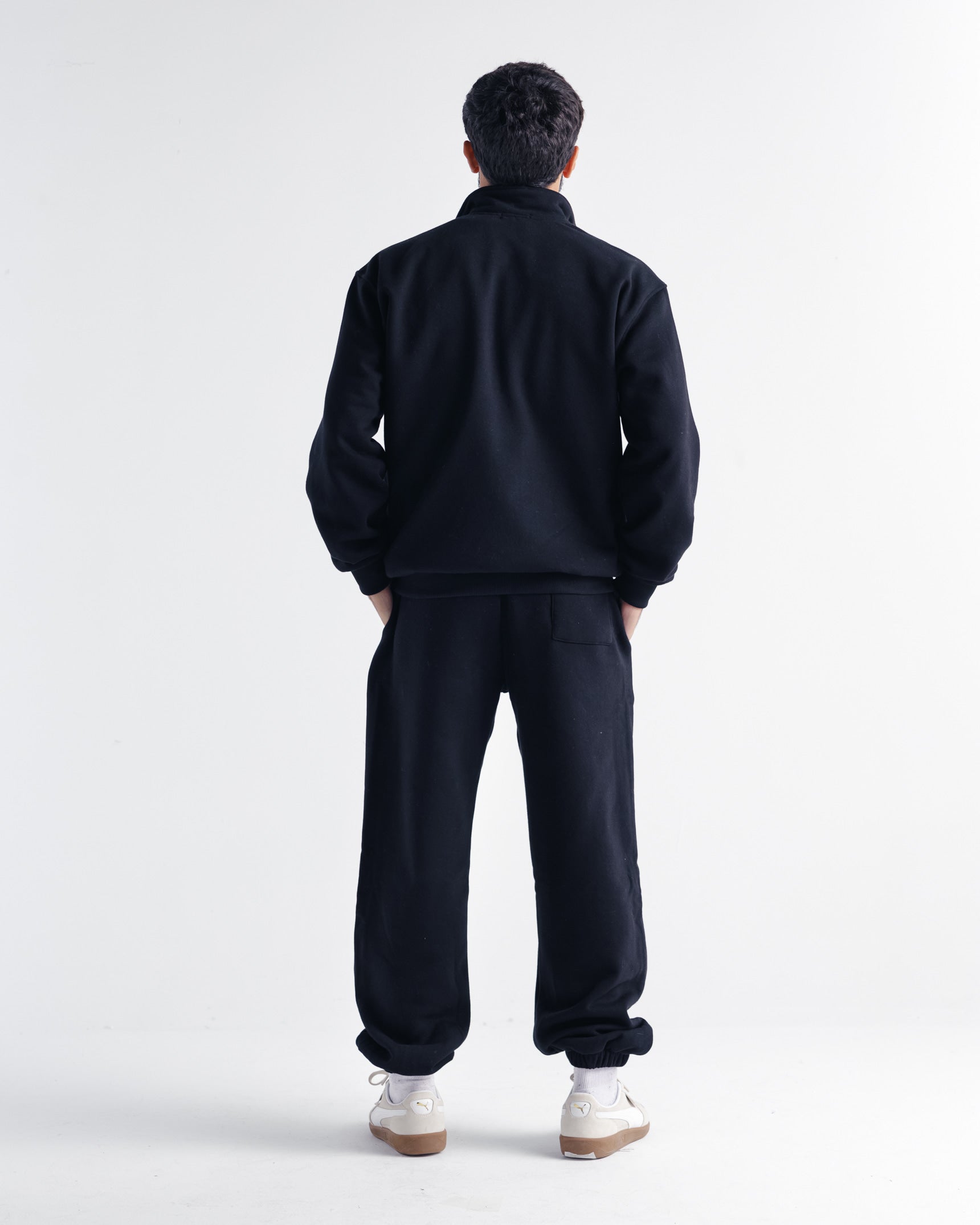 Cuffed Sweatpants Livin' Lokal Black