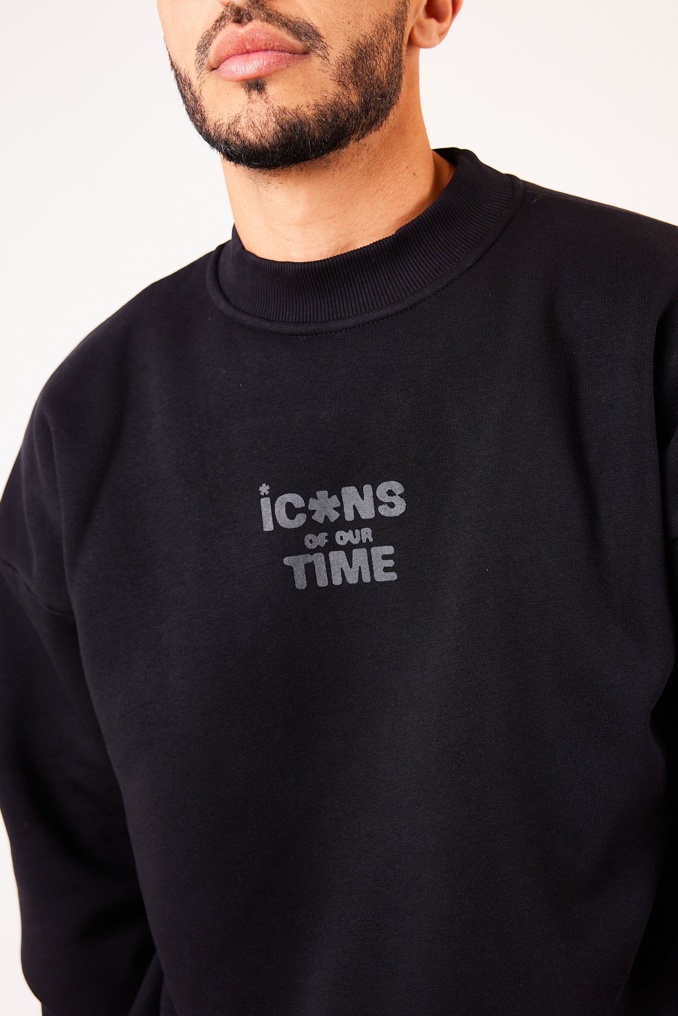 Icons Crew (Black)