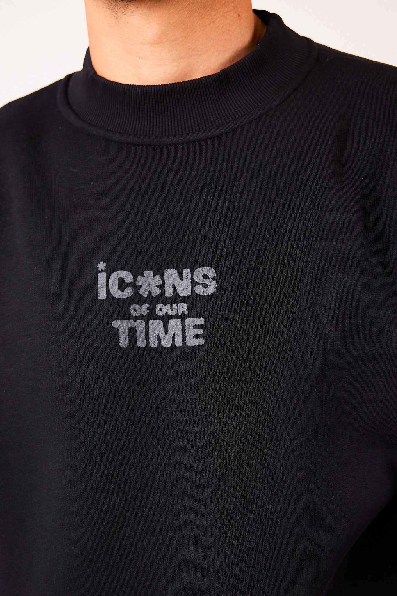 Icons Crew (Black)