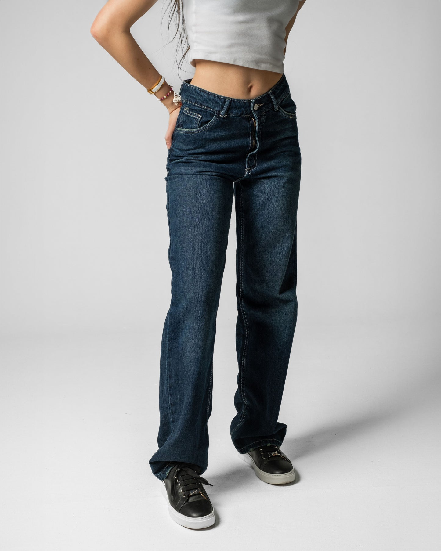 90s Fit Women's Jeans (Dark Blue)